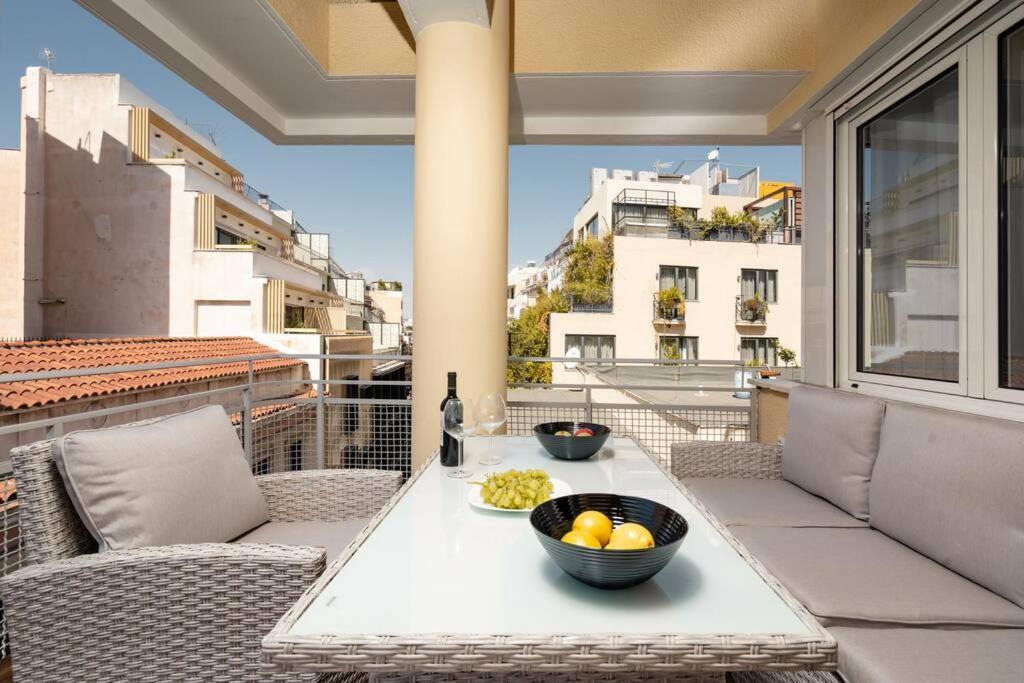 Prime Location Athens, Big Balcony Athènes
