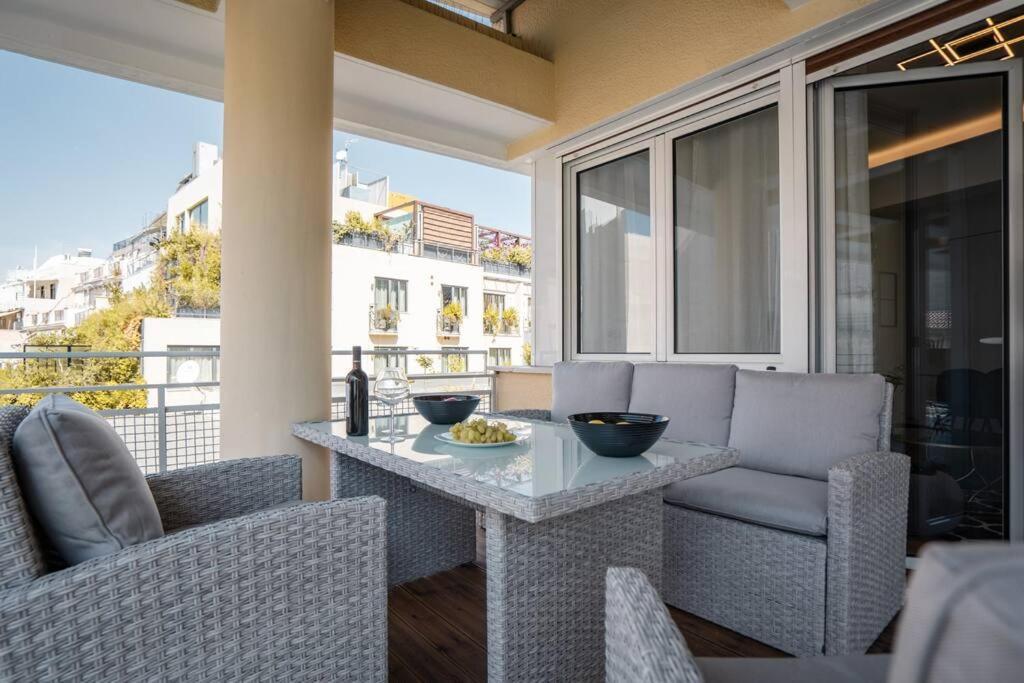 Prime Location Athens, Big Balcony Appartement *